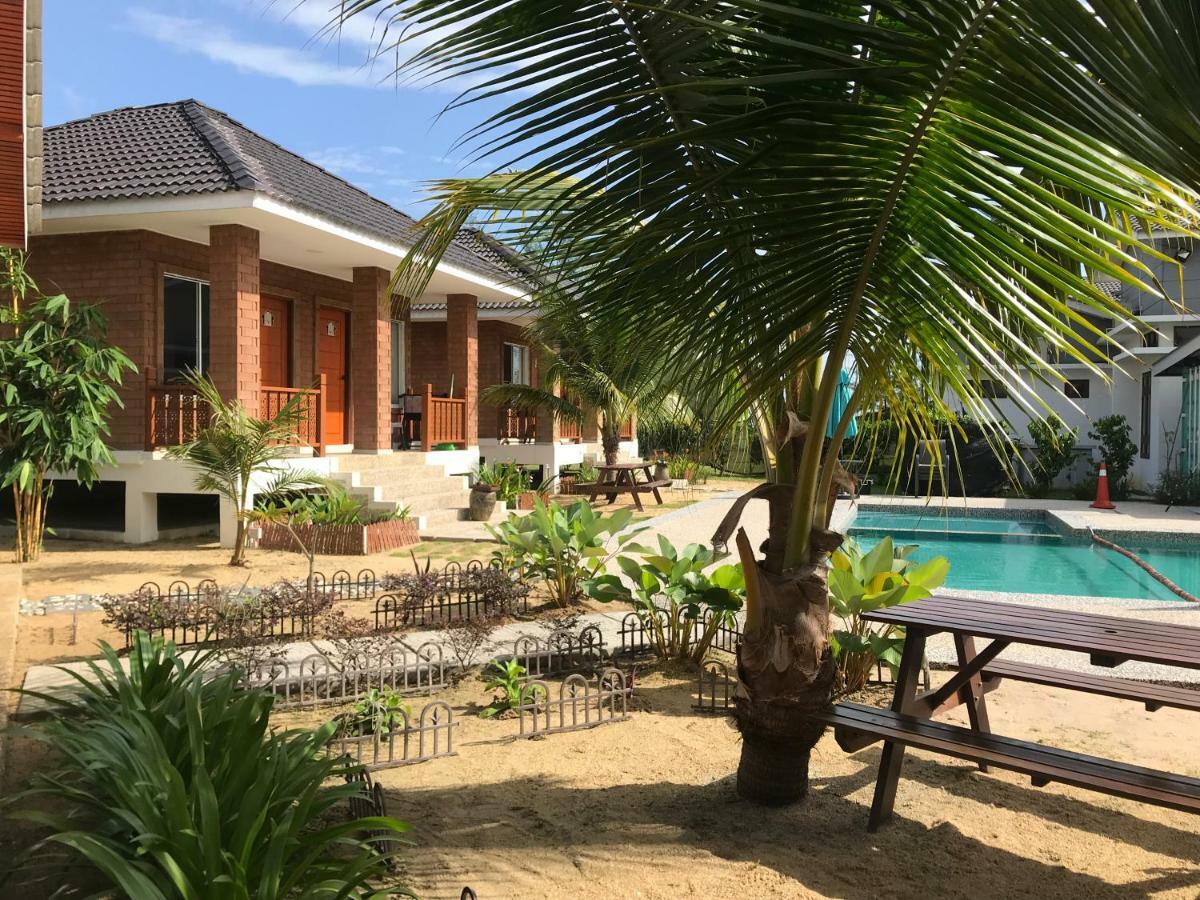 מלון דאנגון Casa Tanjung Jara מראה חיצוני תמונה